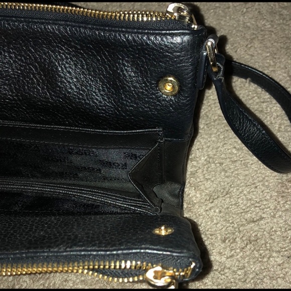 Michael Kors black crossbody purse - Picture 6 of 6